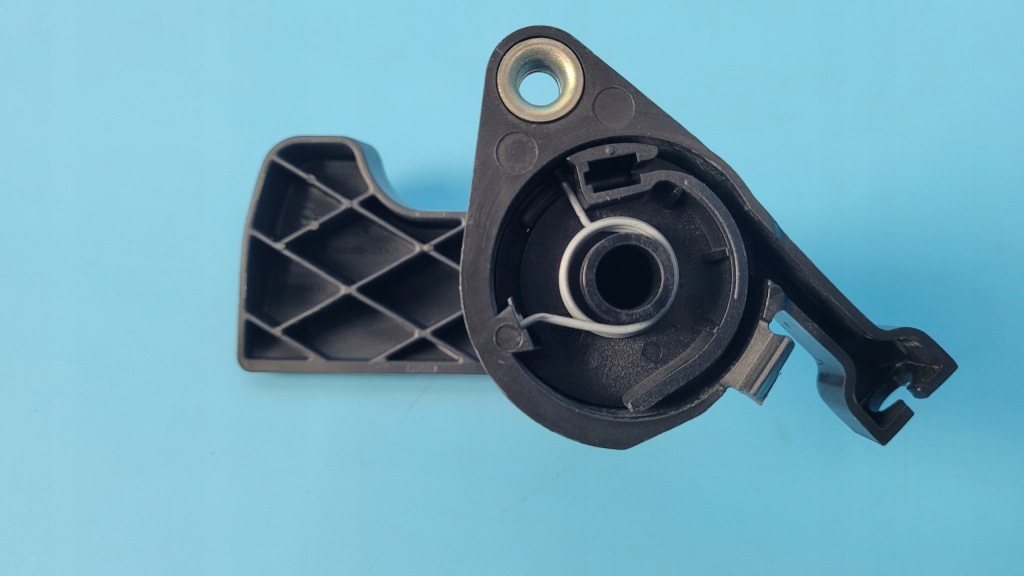 фото №9, Nissan qashqai iii j12 22r 1.3 dig-t кронштейн ручка рычаг капот