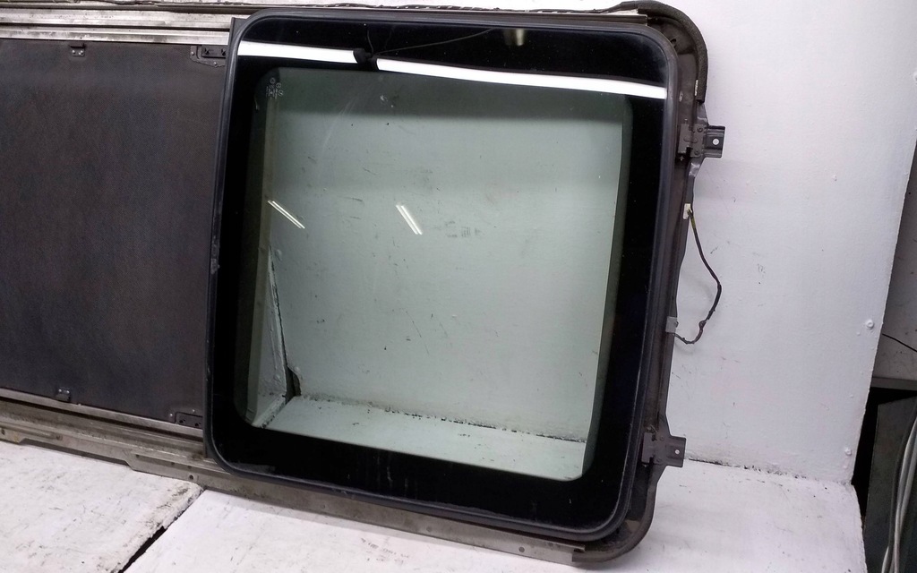 фото №2, Subaru forester sf 2000 люк комплект