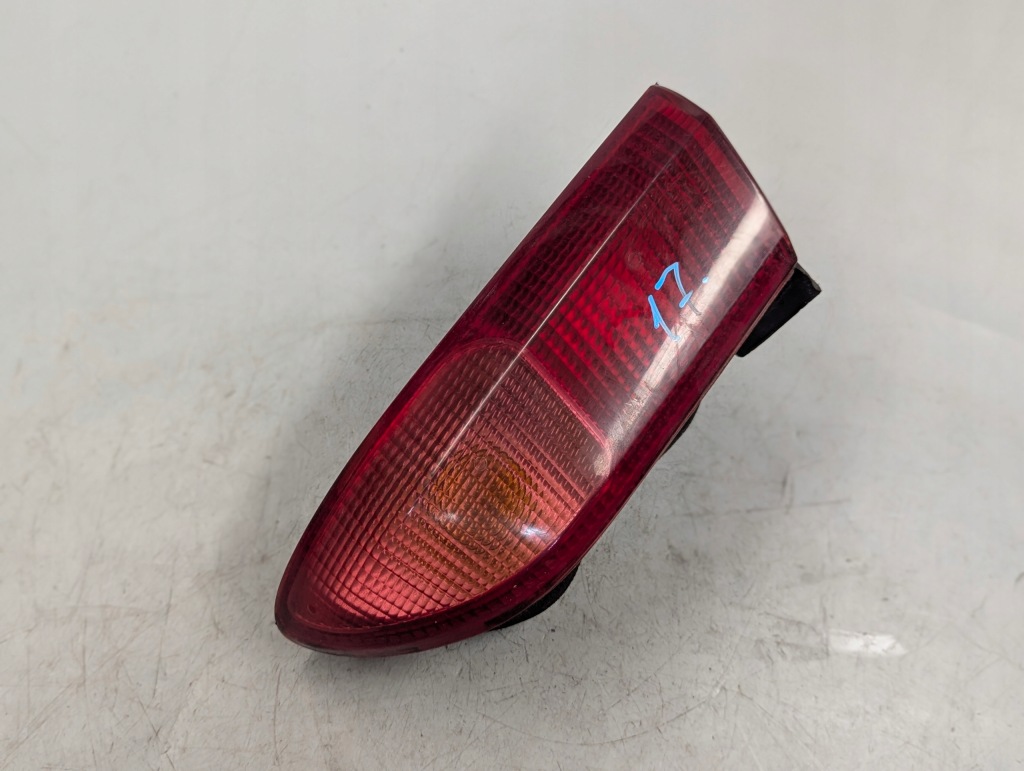 Купити Лампа правий задній alfa romeo 156 kombi