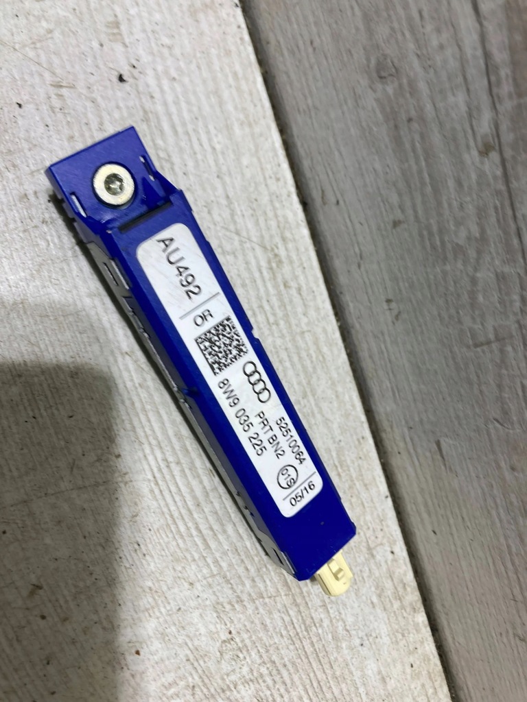 фото №1, Audi a4 s4 b9 2016 модуль антени