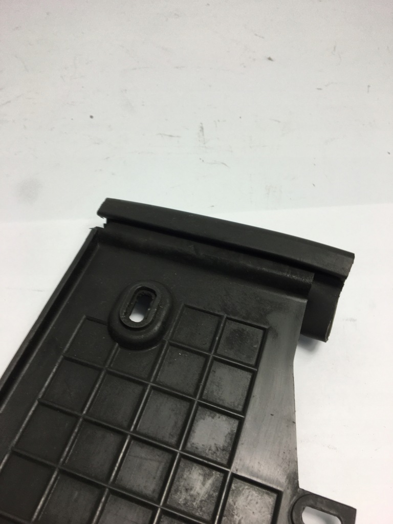 Воздуховод воздуха przy радиатора mercedes w124 1245050588 Недорого