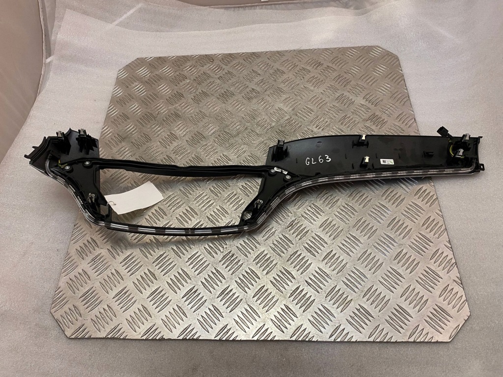 фото №8, Mercedes-benz gl x166 2015 рамка бардачка 4757400