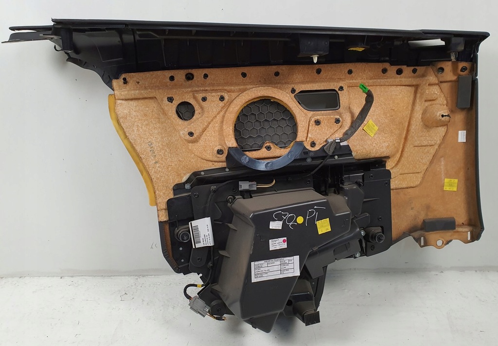 фото №10, Оббивка обшивка правий задня volvo c70 ii cabrio