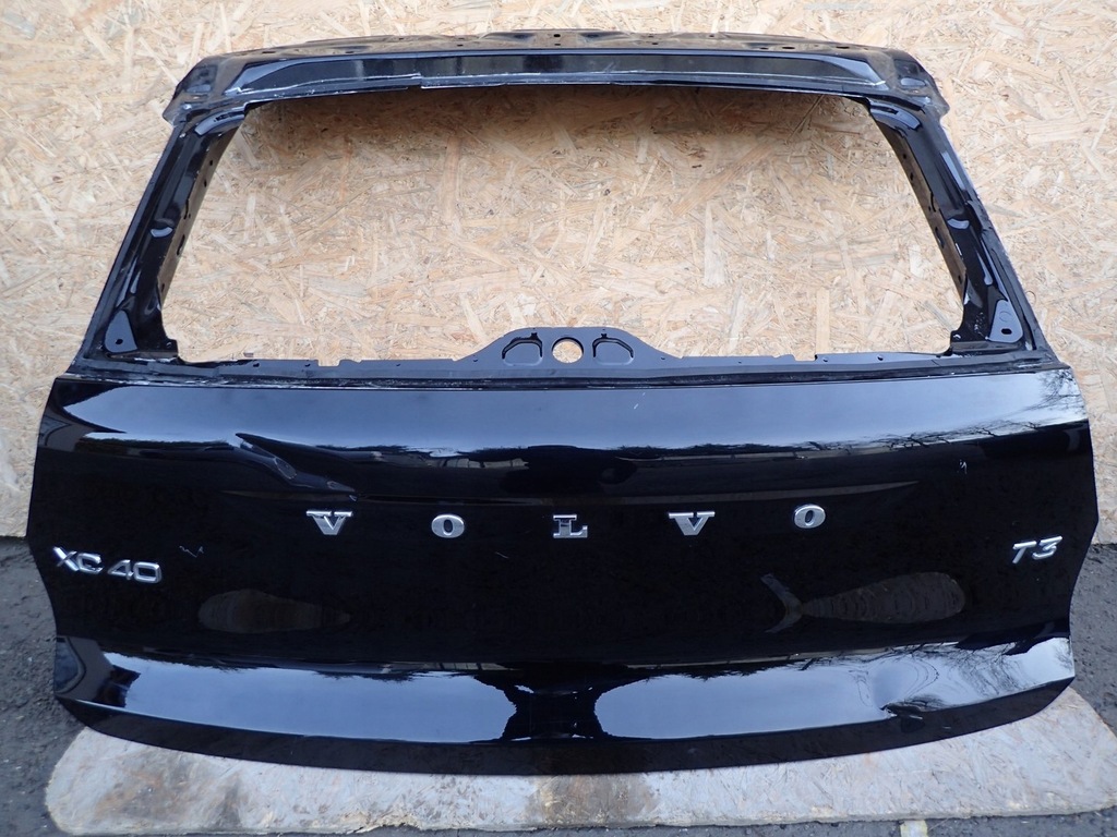 фото №1, Крышка багажника задняя крышка багажника volvo xc40 536 2017-