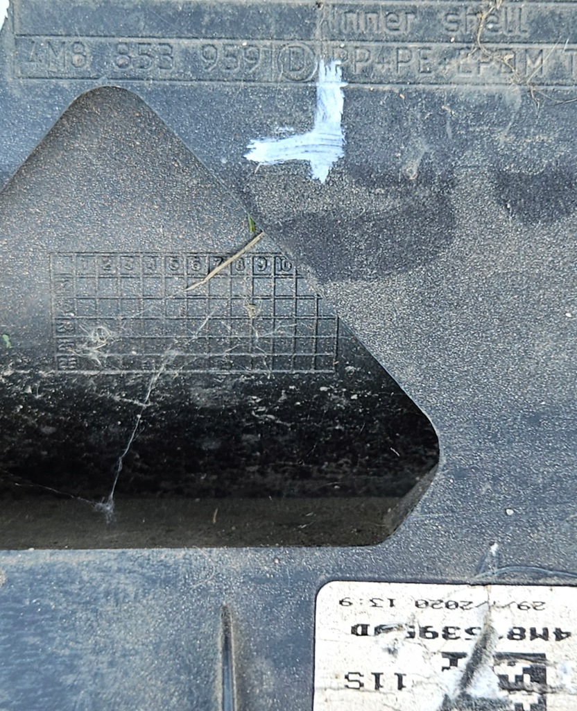 фото №8, Audi q8 rsq8 4m8 молдинг na дверь левая перед + задняя