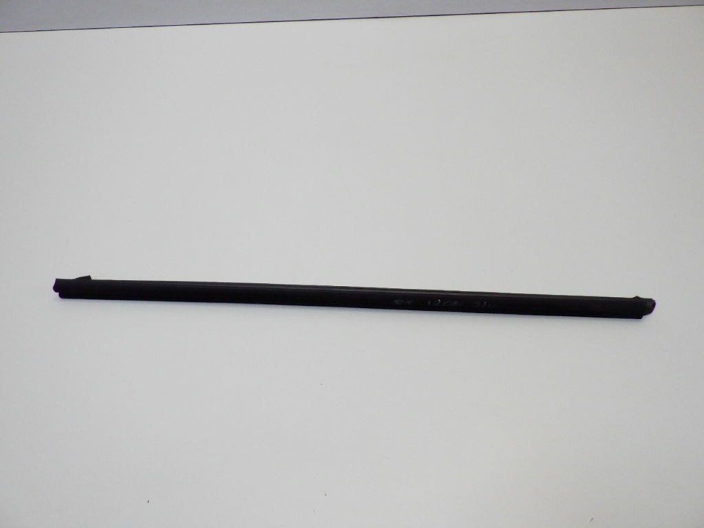 фото №1, Hyundai i20 iii молдинг ущільнювач правий задня wew