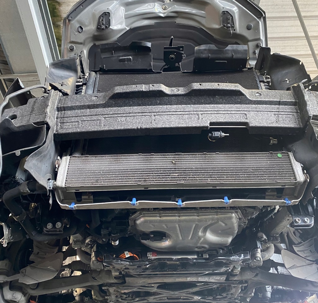 фото №11, Audi rsq8 4.0 tfsi шланг кондиціонера 4m0820339h 4m1816720r 4m1816740n