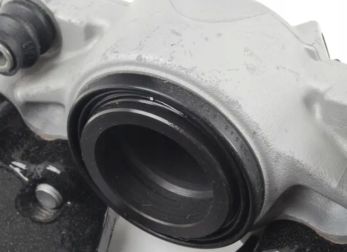 фото №8, Audi s4 b8 передняя часть left brake суппорт 8k0615123g