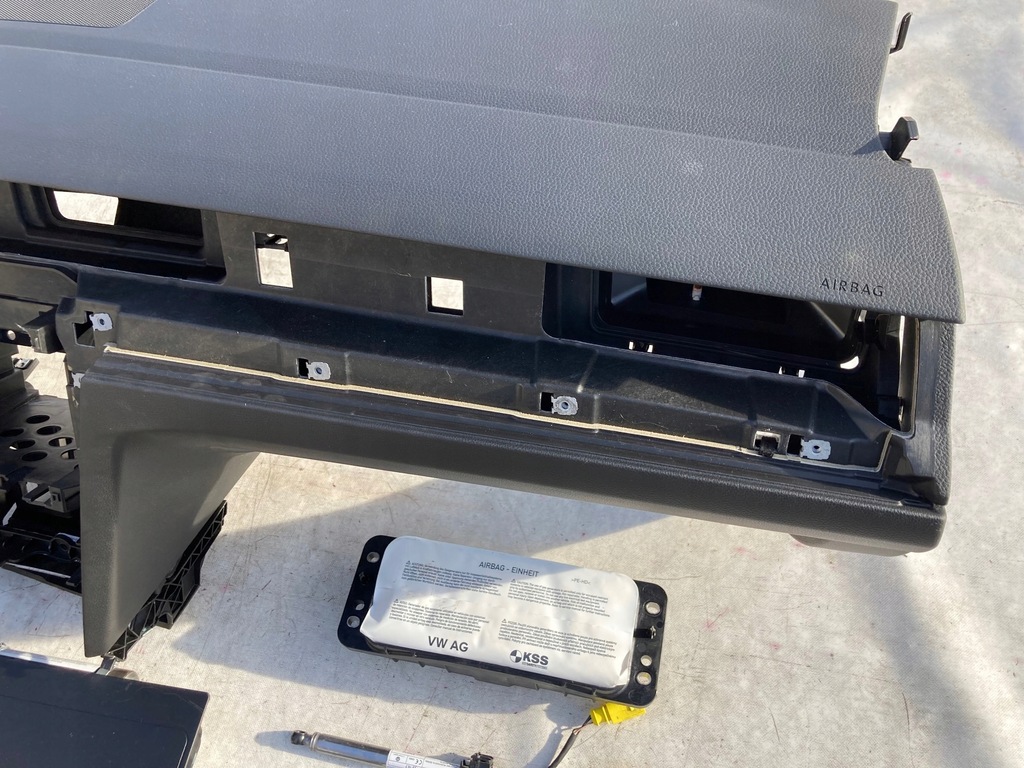 фото №8, Vw arteon приборная панель приборная панель консоль подушки безопасности ремни