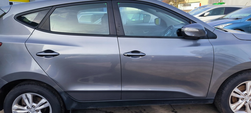фото №12, Дверь правый задняя правое задние hyundai ix35 ix 35 zar