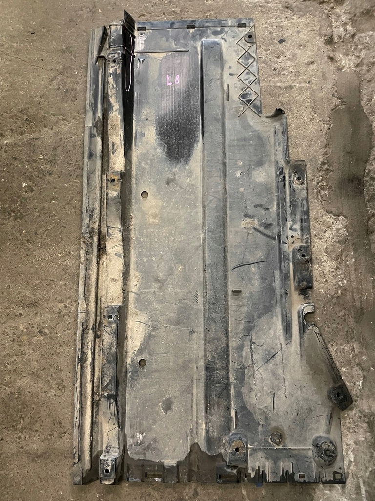 фото №1, Audi a4 b8 a5 захист плита підлога підвіска ліва