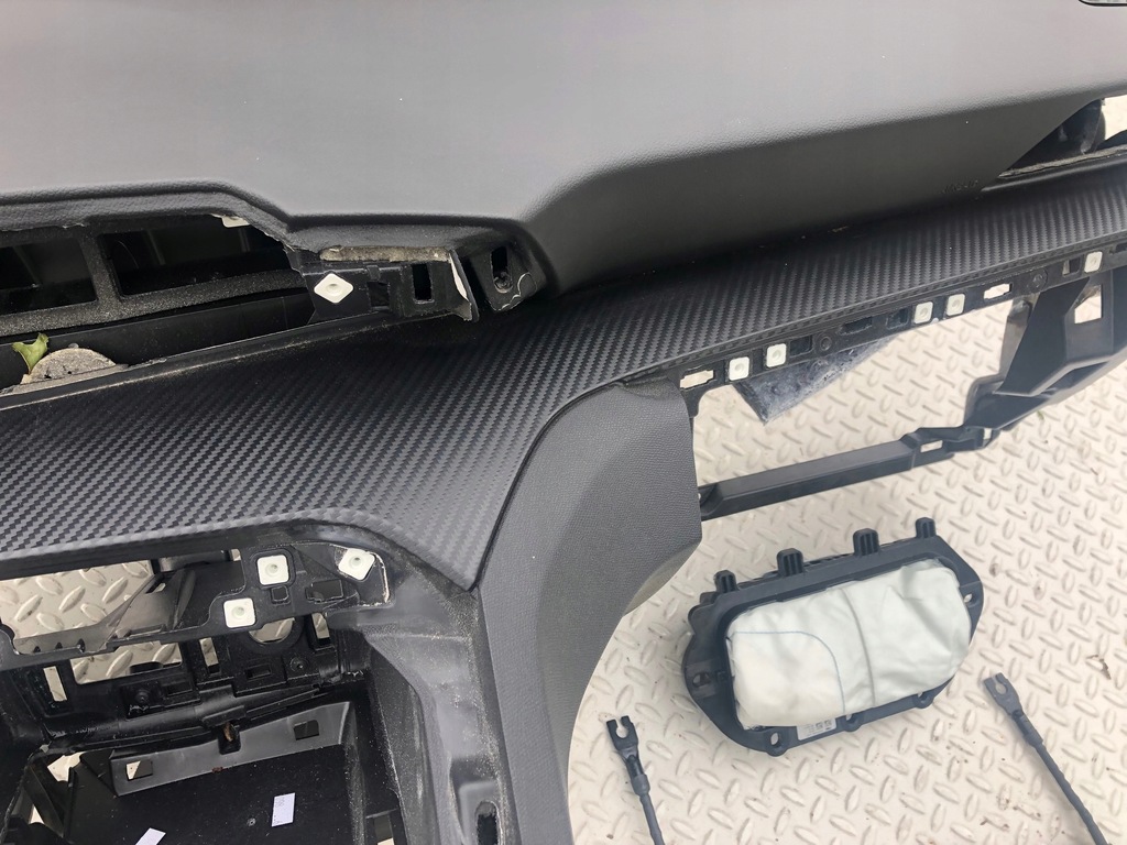 фото №6, Peugeot 5008 панель приладів панель приладів консоль подушки безпеки