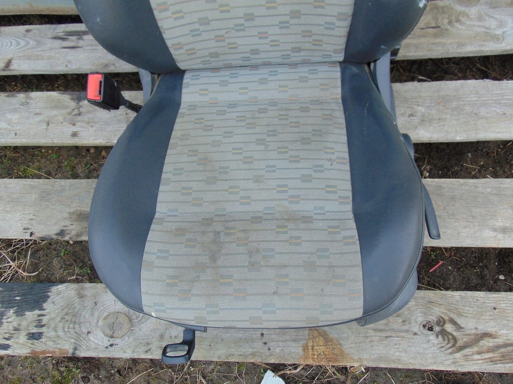 фото №11, Сидіння лівий перед водія vw caddy iii lift 2010-2015