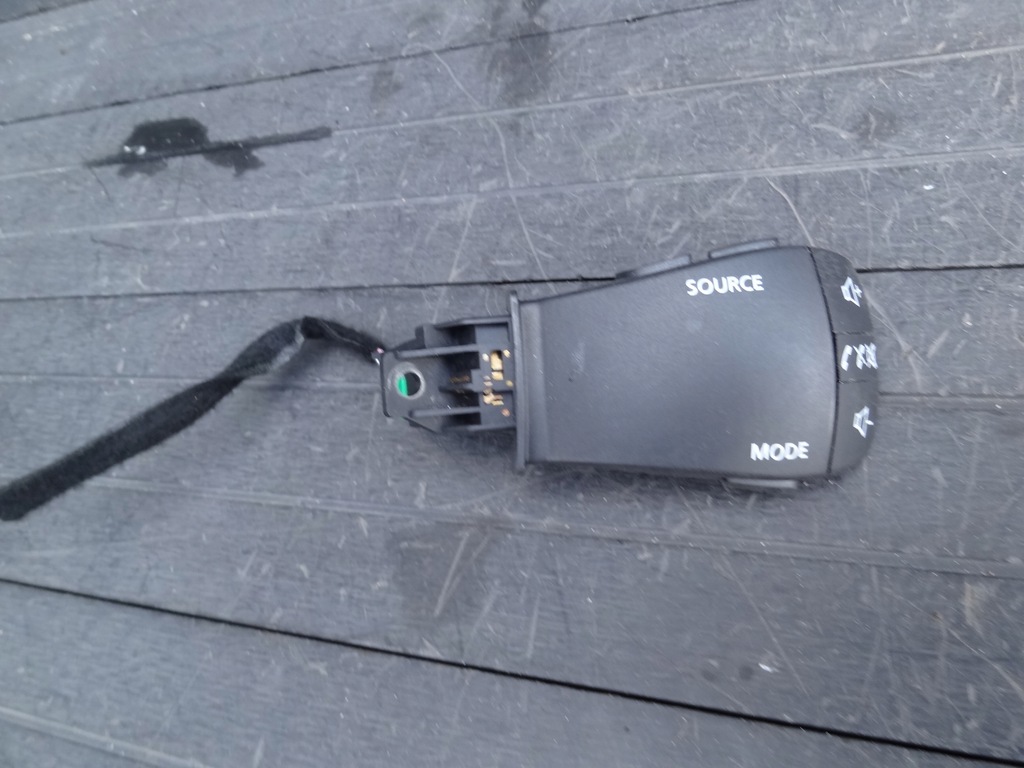 фото №1, Dacia logan iii 2021 переключатель pilot радио org