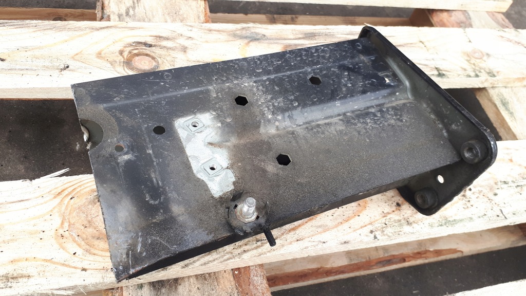 фото №8, A4 b8 s4 лонжерон правый правая перед передняя lz7l