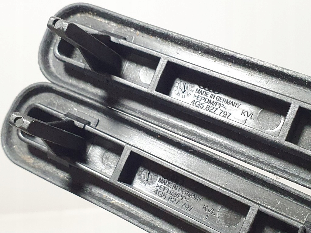 фото №13, Audi a6 c7 4g0 sedan корпус защита крышки замка багажника кронштейн треугольник