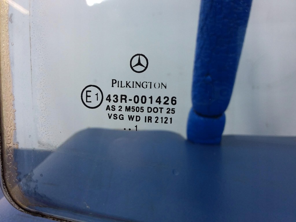 фото №2, Mercedes s w220 скло двері задня права 01