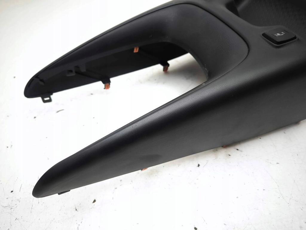 фото №8, Toyota corolla e210 e21 2021 декор тунель середнього