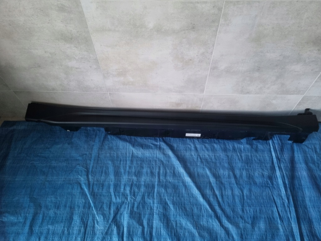 фото №1, Bmw x1 f48 молдинг порог правая накладка 7332328