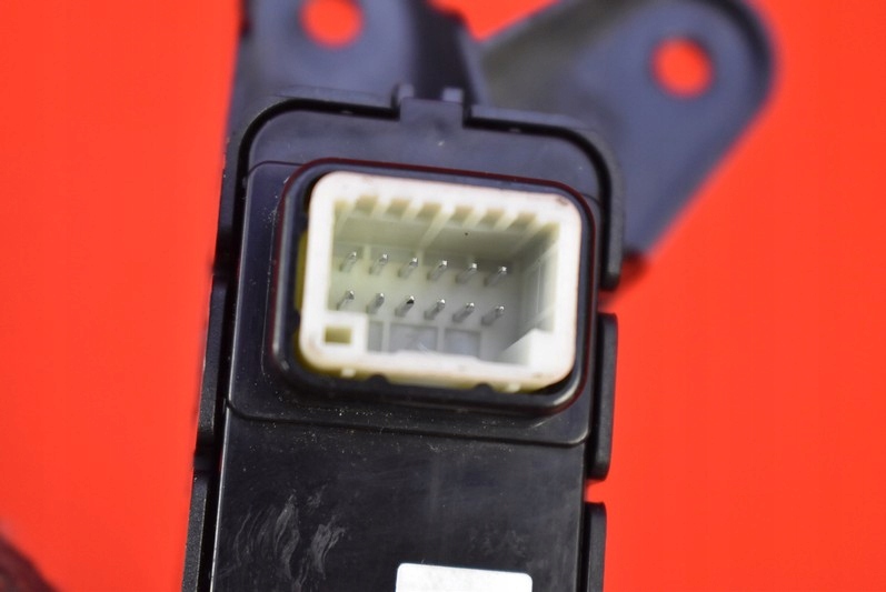 фото №7, Кнопка крышка топлива багажника контроля тяги 93750-d4500 kia optima iv