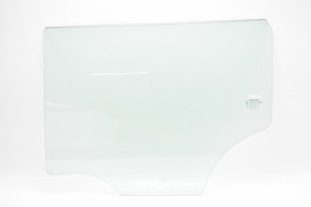 Купить Стекло дверь левый задний  ssangyong tivoli 15-