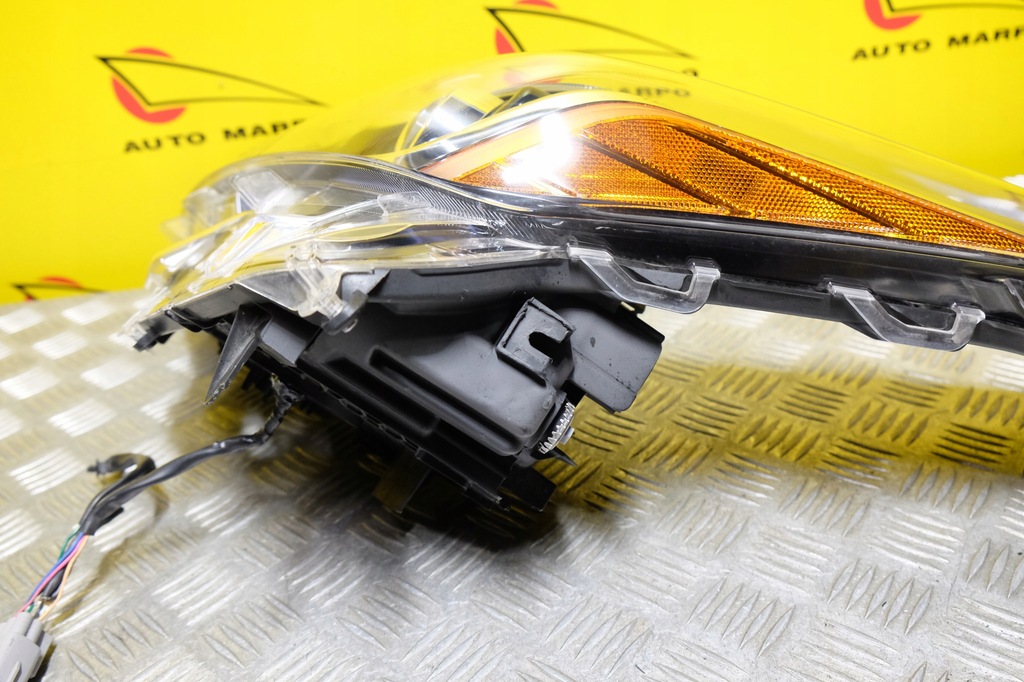 фото №5, Toyota prius 2019- фара лампа перед full led l usa