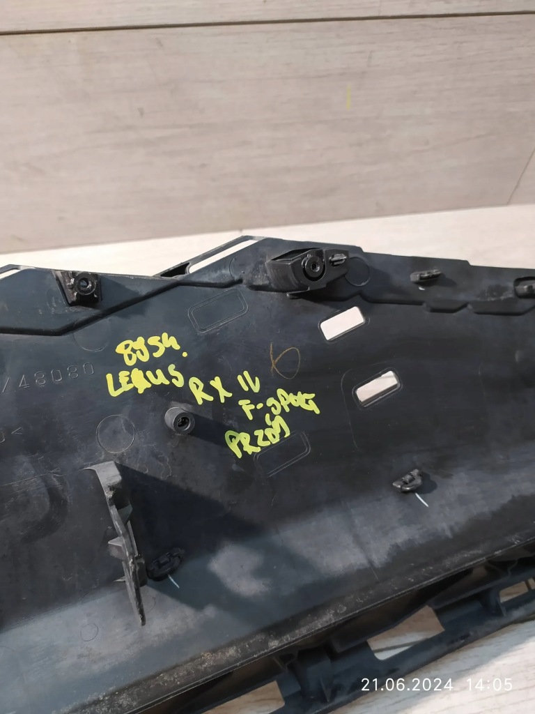 фото №7, 8954. lexus rx iv f-sport решётка средняя бампер перед 53155-48060