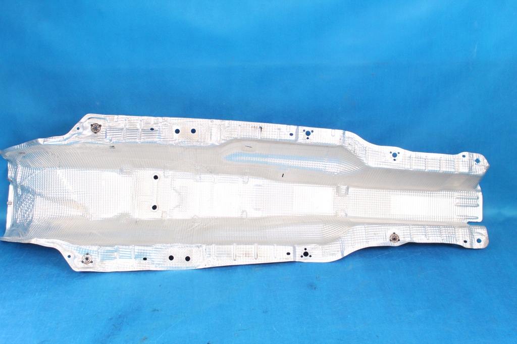 фото №4, Vw passat b8 защита тепловая туннель 2016r