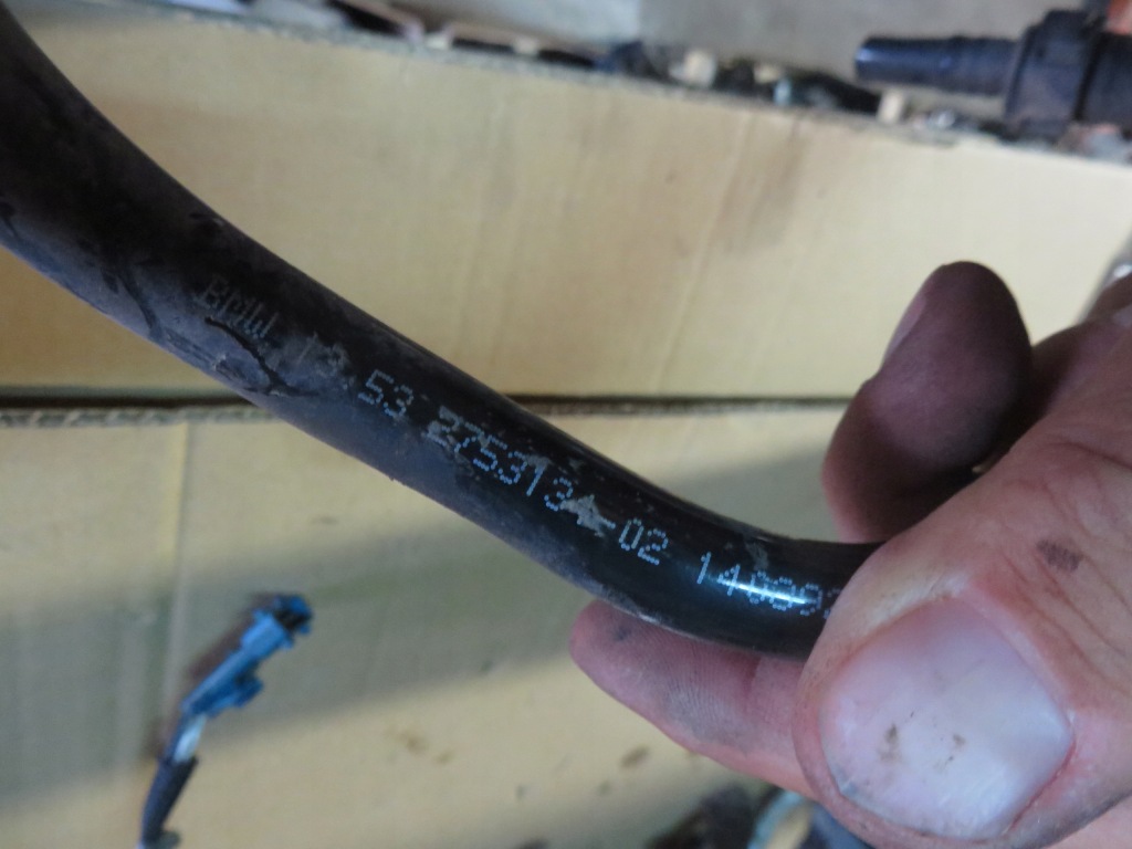 фото №2, Пабтрубок  шланг трубка топлива 2753134 mini countryman r60 r61 1.6 2753134 x