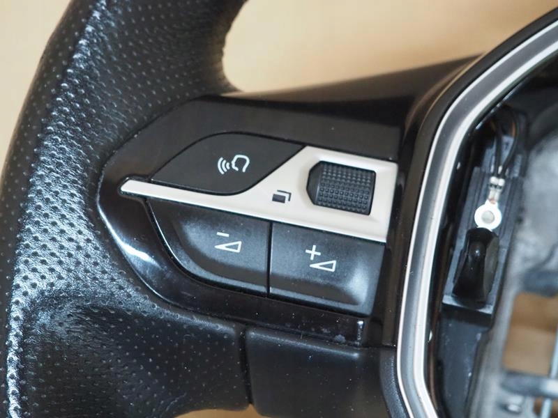 фото №8, Воздуховод кожаный мультифункция peugeot 3008 ii 5008 ii gt-line 98105488zd