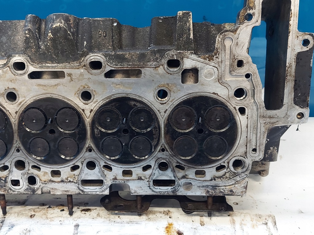 Головка bmw x5 e70 2011 r 4.0 d 780764107 Оригинал