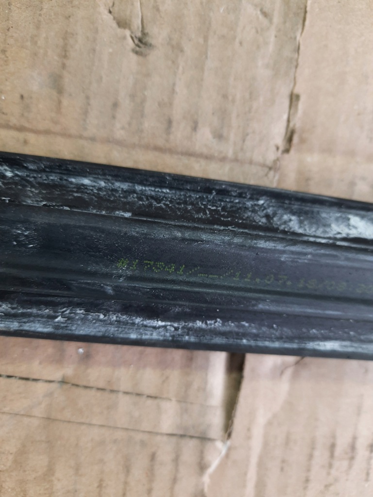 фото №6, Bmw 1 f20 f21 f22 f23 lift 18r.uszczelka дверь левых