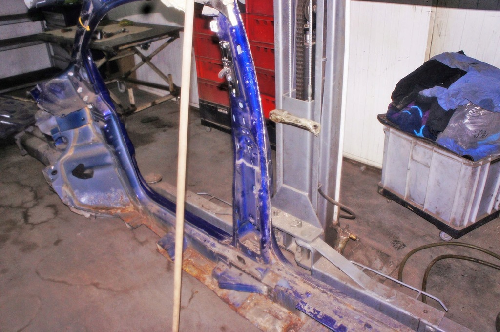 фото №5, Na282 ford transit connect mk2 блок двигателя правый середина