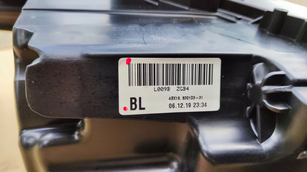 Outlander рестайлинг  19- фара перед full led правый  r европа Цена