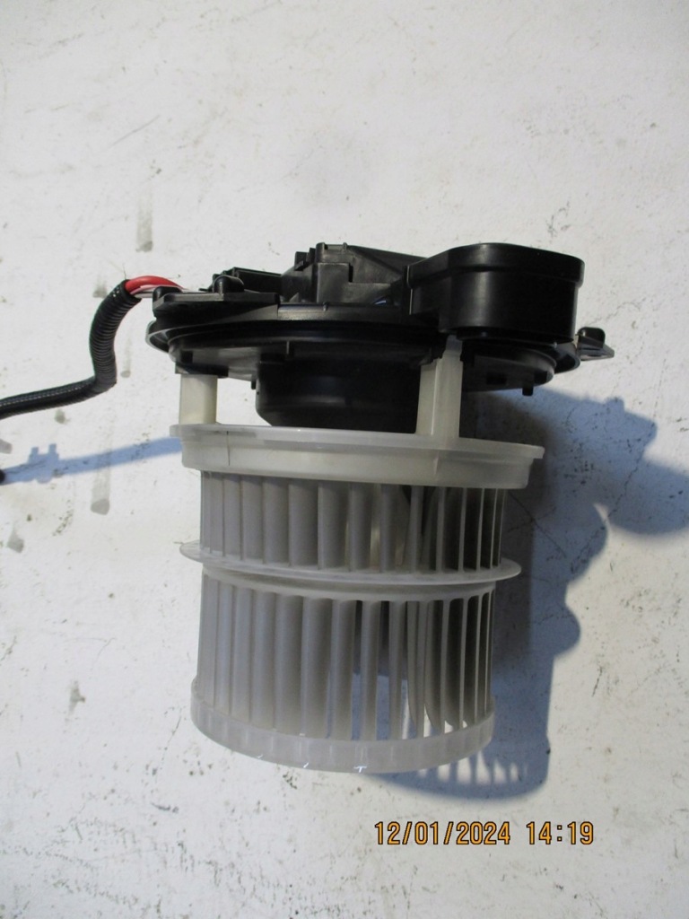 фото №1, Вентилятор отопителя toyota rav 4 v