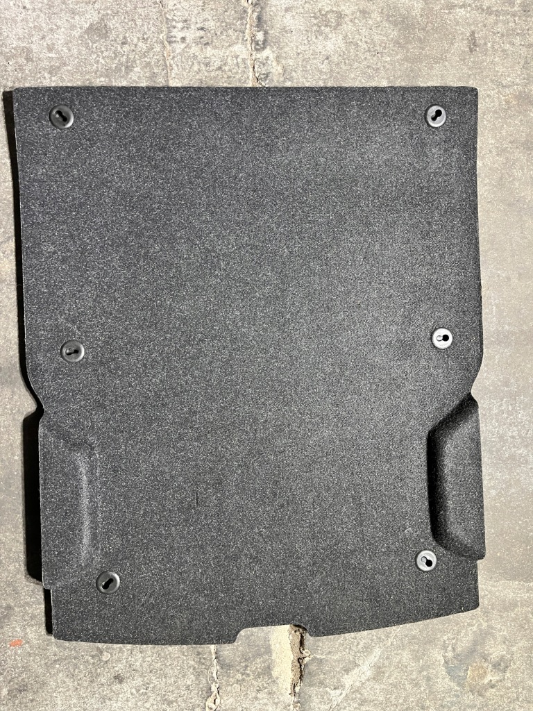 Купити 28 bmw f33 оббивка підлога обшивка багажника 7284142
