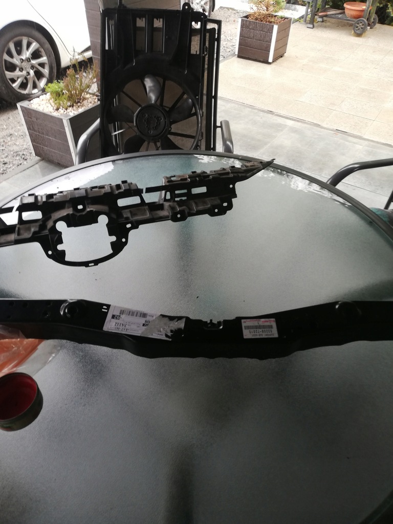 фото №1, Toyota prius 09- pas замковый góra 53208-72010