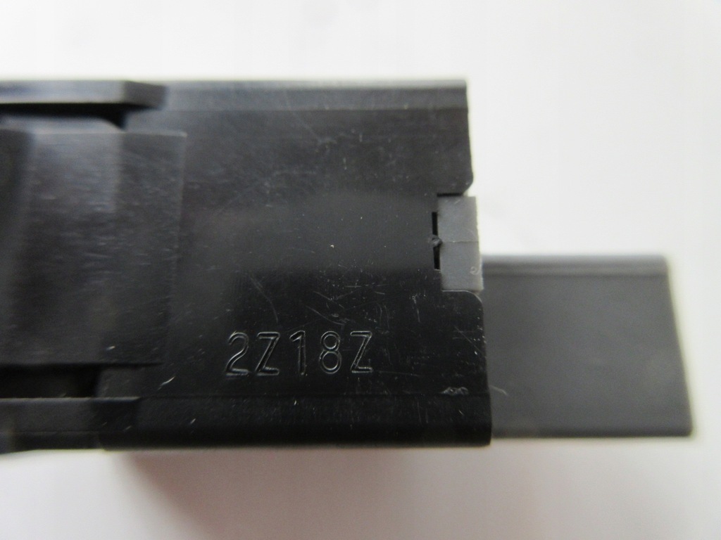 фото №11, Выключатель центральный. замка nissan primera p12 2z18z