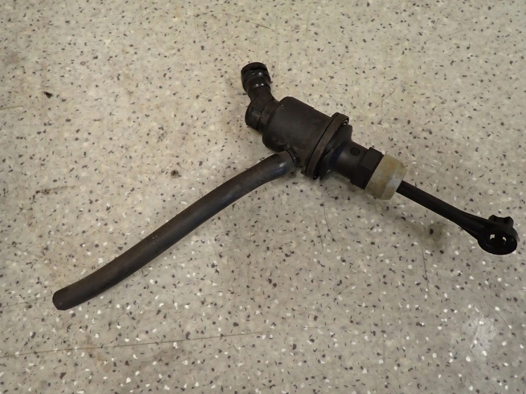 фото №4, Nissan note e12 12- помпа сцепления