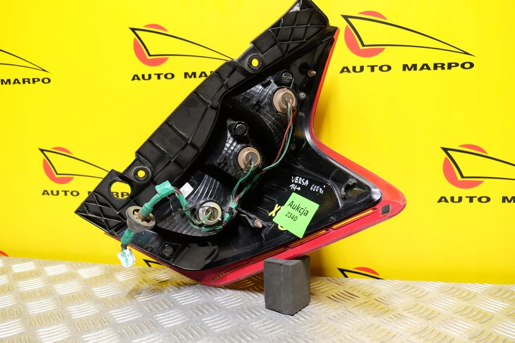 фото №9, Nissan versa 2014- лампа задняя левая usa