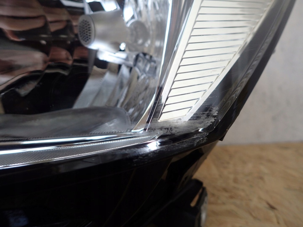 фото №2, Volkswagen оригінальний номер 2ga941005b фара