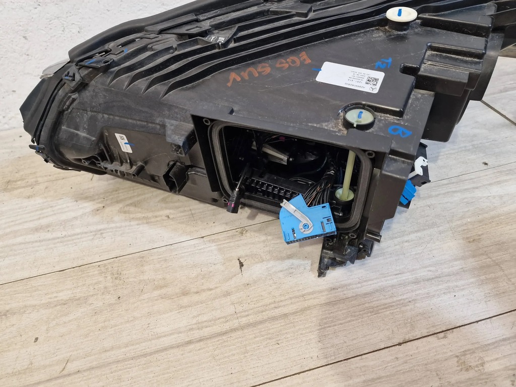 фото №9, Mercedes eqs suv x296 лампа правая лампы передние digital light