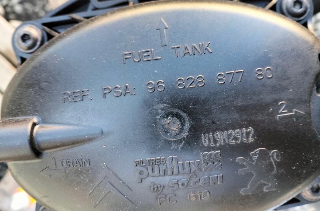 Корпус фільтра пального citroen c5 3 x7 3.0 hdi 9682887780 Київ