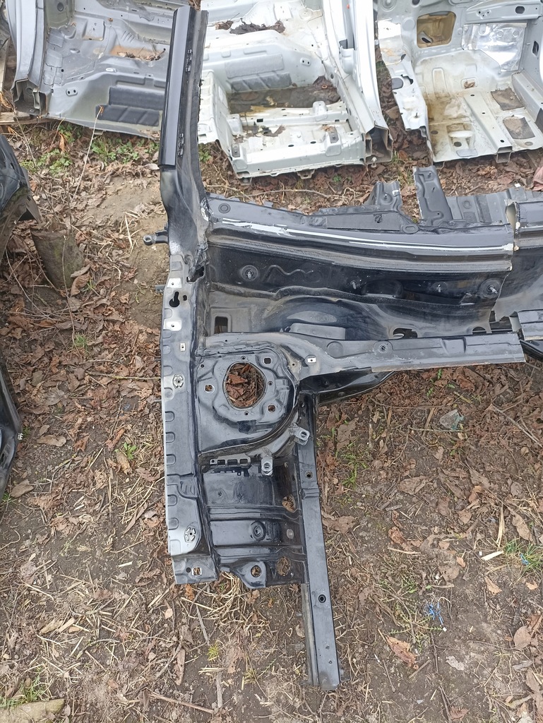 фото №1, Четверть лонжерон правый перед передняя правая 191 mercedes w156 x156 gla