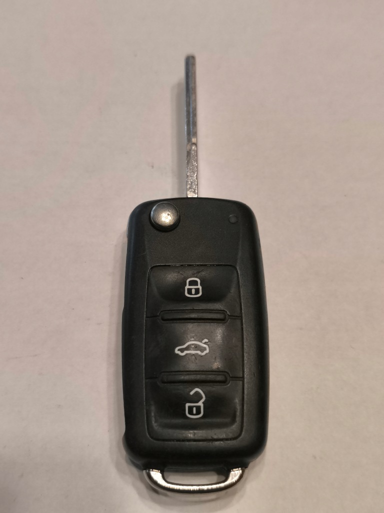 фото №1, Ключ ключ skoda octavia 3t0837202h