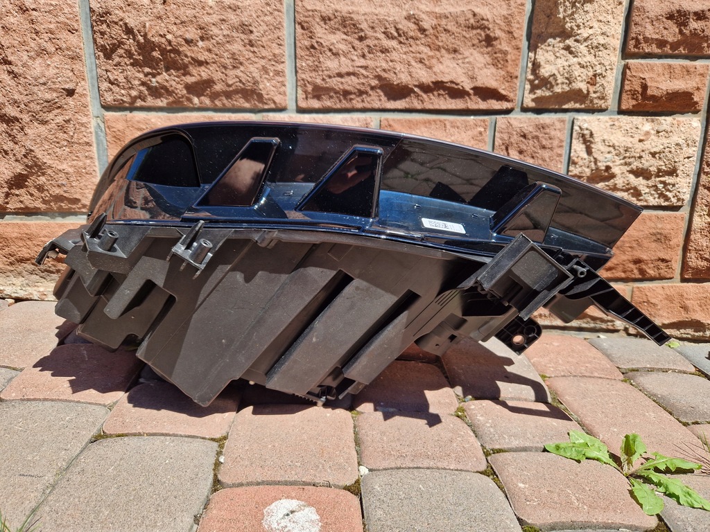 фото №5, Лампа правая lub левая комплектная led vw id4 11b941006