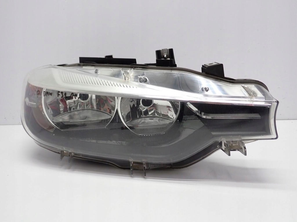 фото №1, Лампа правый перед led europa 7365596 bmw 3 f30 f31 16r