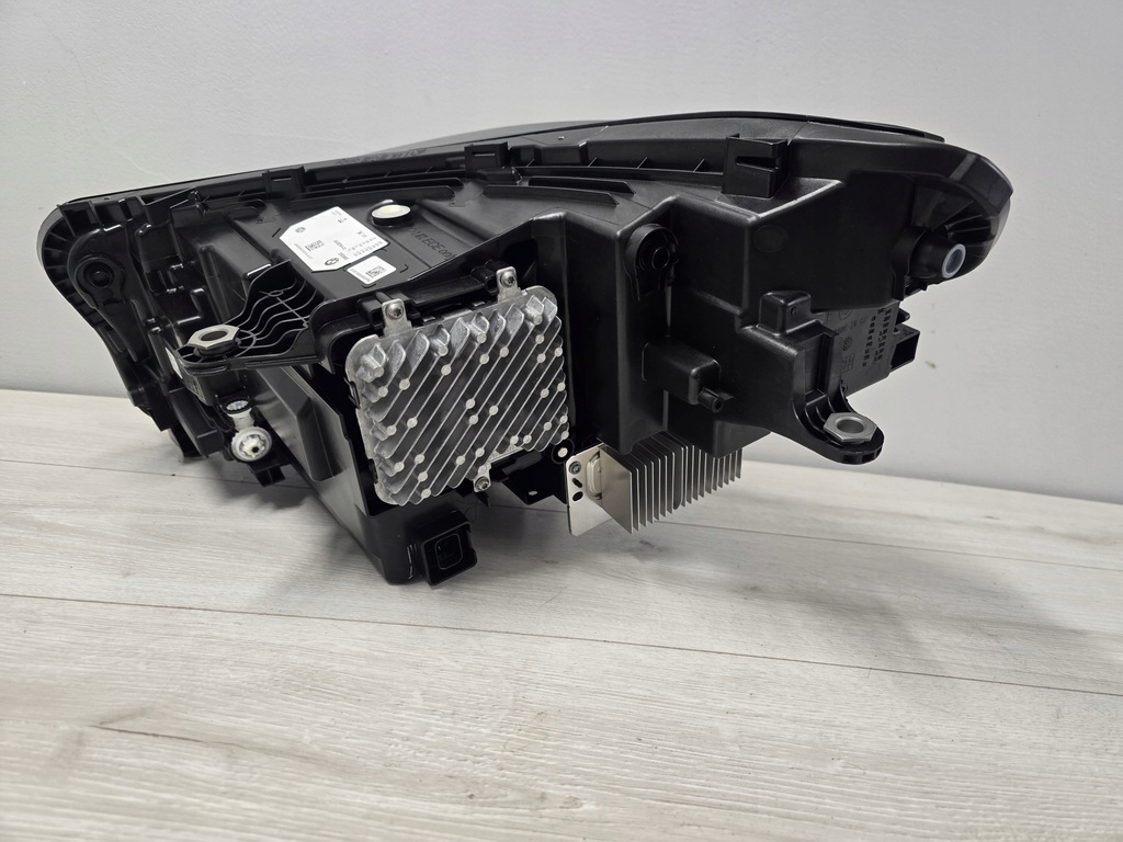 фото №9, Лампа права bmw x1 u11 usa shadow black адаптивний led комплектна