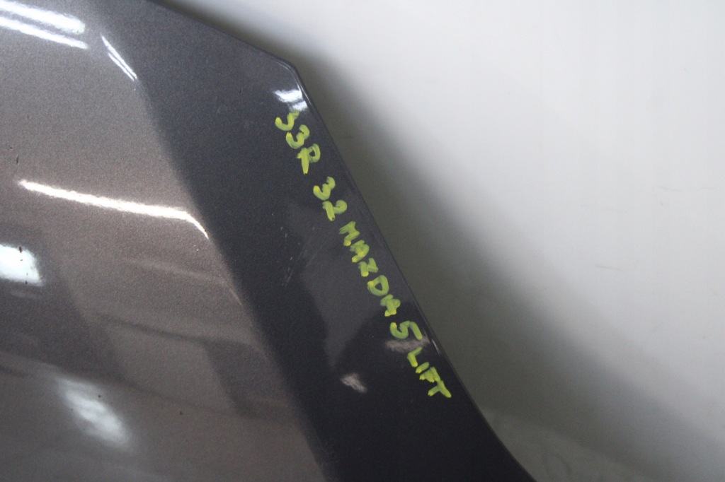 Капот крышка двигателя mazda 5 v 2005r- 32s Недорого