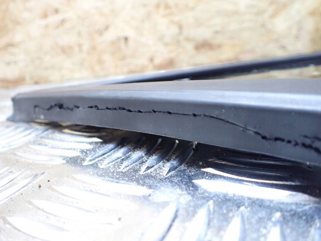 фото №8, Стекло боковая задняя кузовная audi a4 s4 b8 8k задняя сторона левая